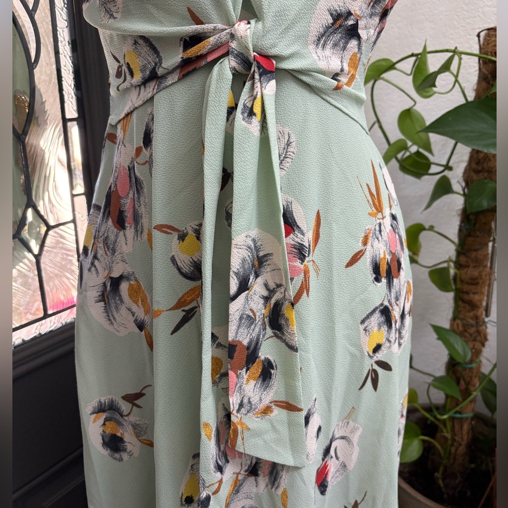 Lauren Ralph Lauren Black Label Floral Bubble Crepe Dress | Size 4 - Picture 4 of 11